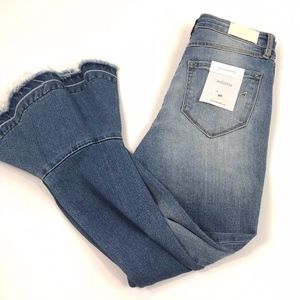 Hidden Light Wash Happi Crop Flare Jeans 26 NWT